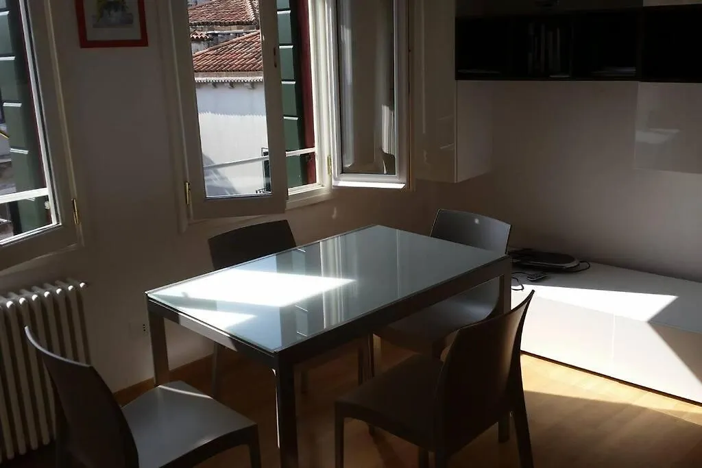 Apartament Monolocale Vicino San Marco Wenecja